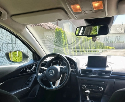 Mazda 3 cena 57750 przebieg: 98000, rok produkcji 2015 z Kraków małe 79